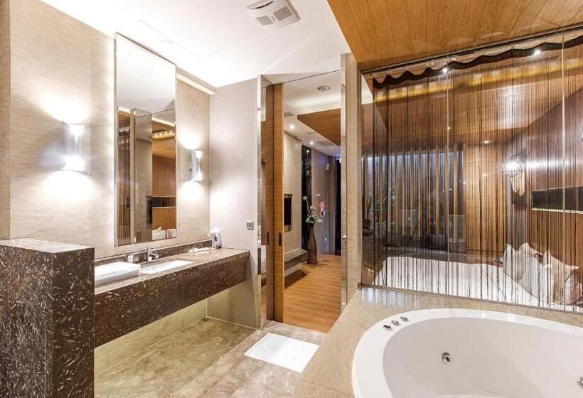 اتاق استاندارد, Motel Stars