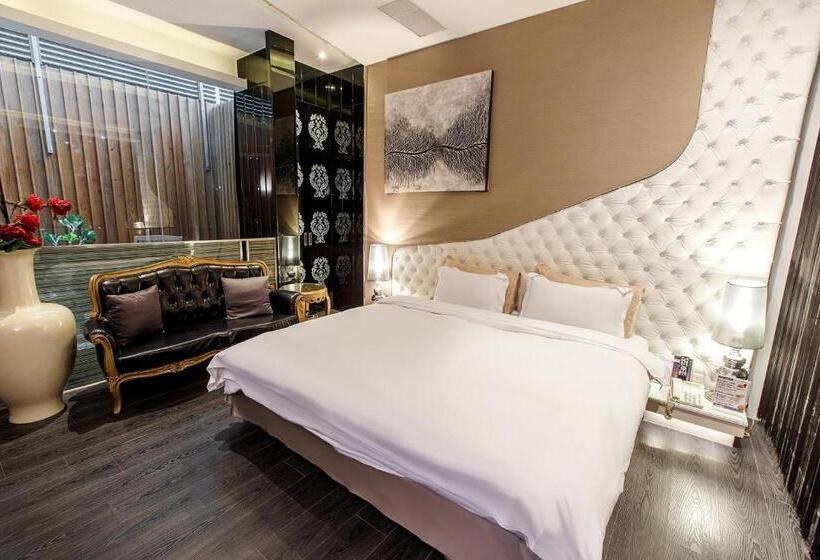 اتاق استاندارد, Motel Stars