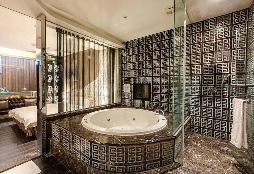 اتاق استاندارد, Motel Stars