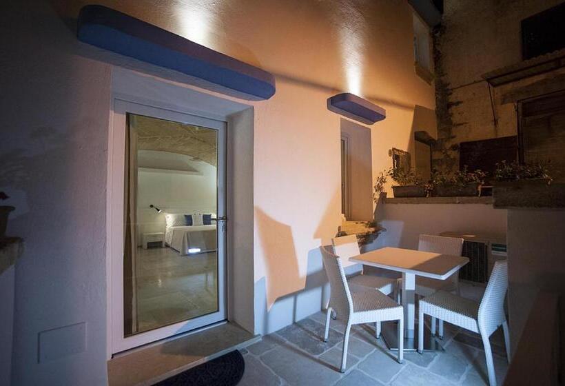 סטודיו סטנדרטי פנימי, Ts Residence