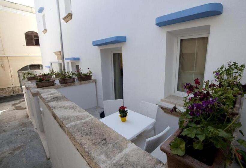 סטודיו סטנדרטי פנימי, Ts Residence