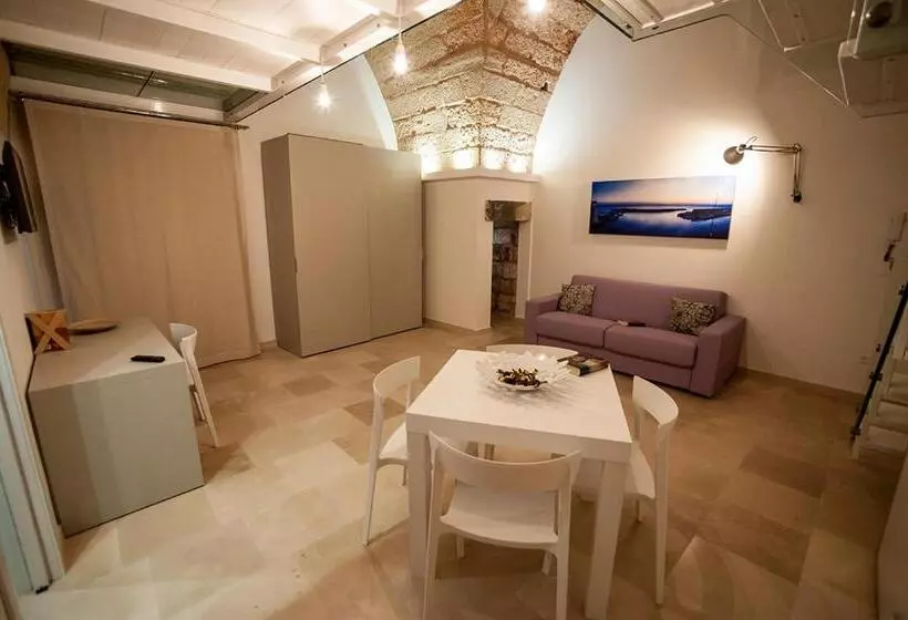 テラス付き1ベッドルームアパートメント, Ts Residence