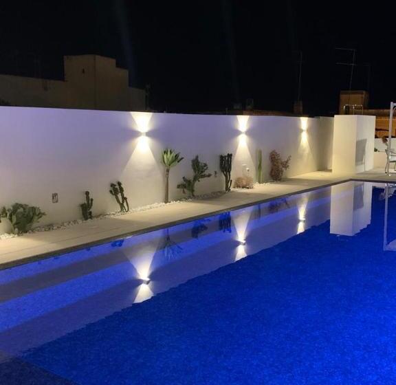 דירת 2 חדרים עם טרסה, Ts Residence