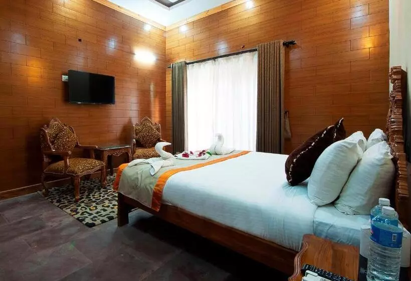 ジュニアスイート, Tuskar S Riverside Resort