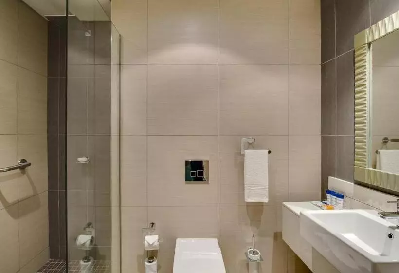 اتاق استاندارد با تخت بزرگ, Alliance Hotel By Eagles