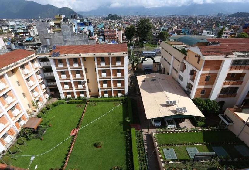 آپارتمان 1 خوابه, Alpine Hotel & Apartment