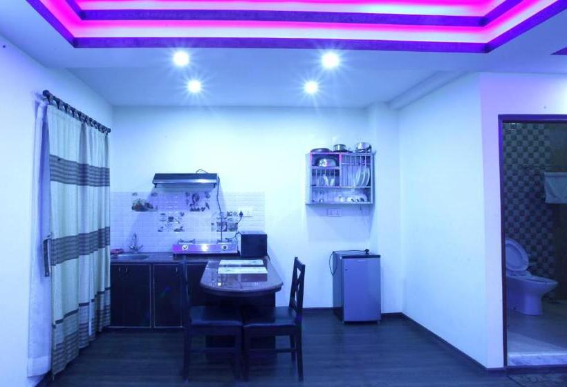 آپارتمان 1 خوابه, Alpine Hotel & Apartment