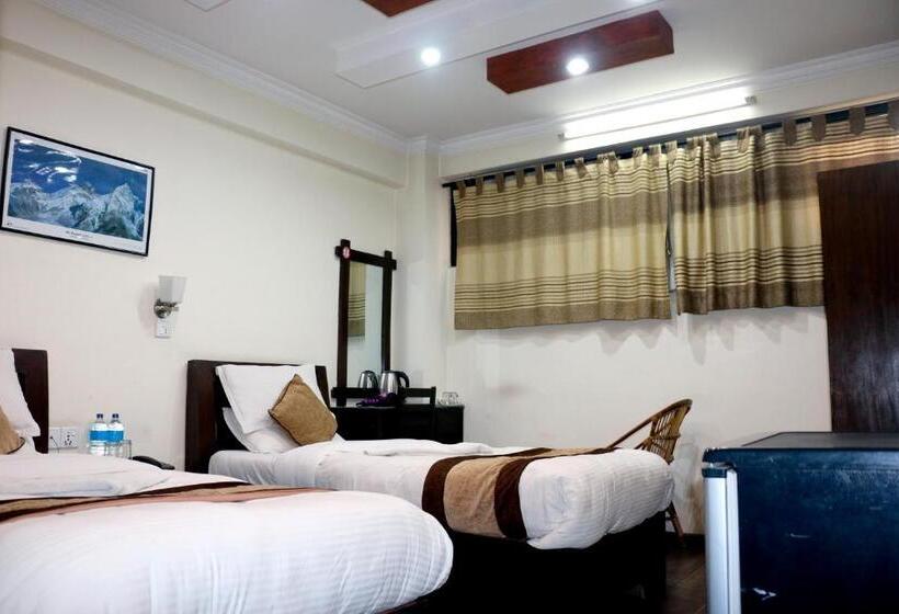 اتاق لوکس, Alpine Hotel & Apartment