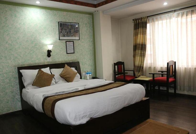 سوییت, Alpine Hotel & Apartment