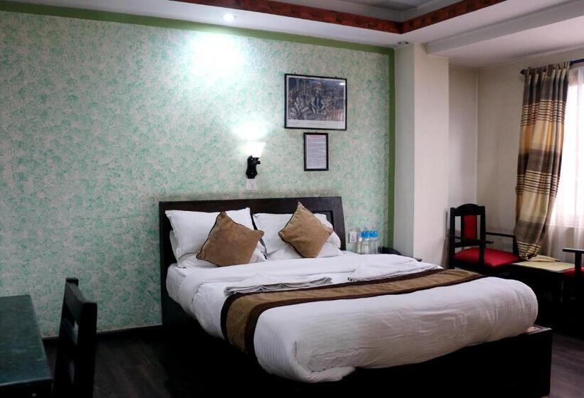 سوییت, Alpine Hotel & Apartment