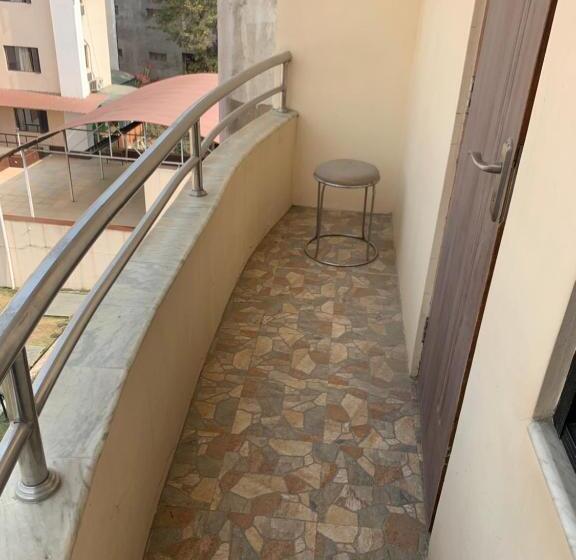 اتاق لوکس, Alpine Hotel & Apartment