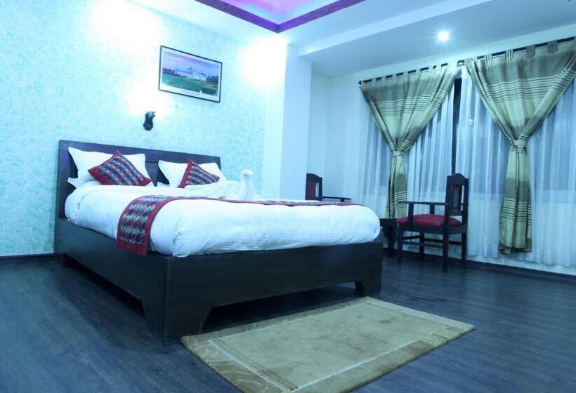 سوییت, Alpine Hotel & Apartment