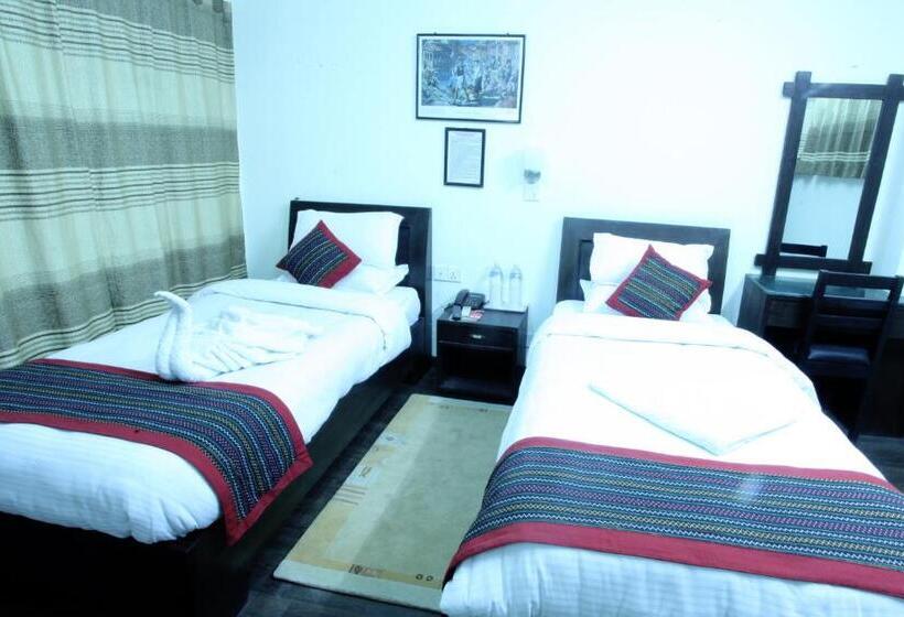 اتاق لوکس, Alpine Hotel & Apartment