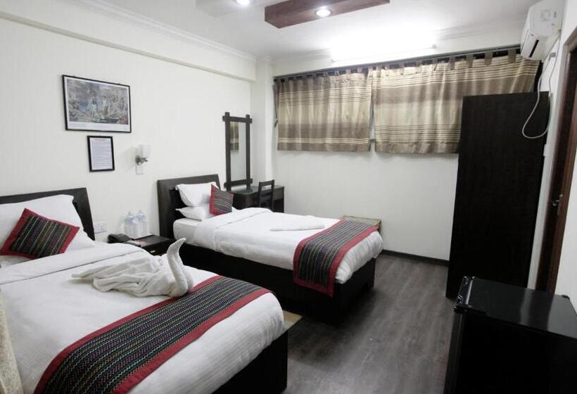 اتاق لوکس, Alpine Hotel & Apartment
