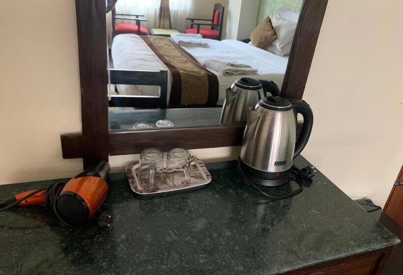 سوییت, Alpine Hotel & Apartment