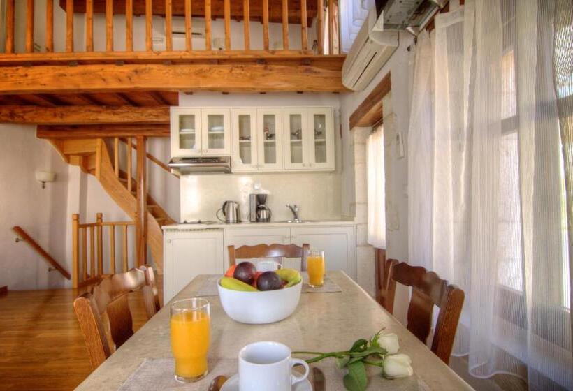 בקתה סופריור, Casa Dei Delfini