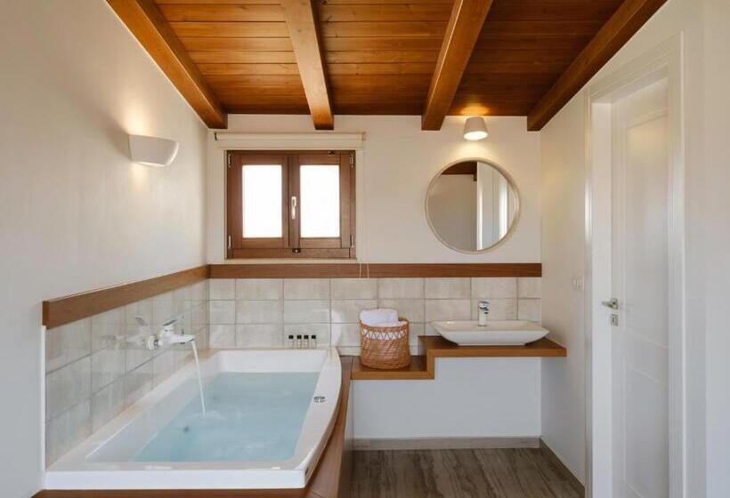 סוויטת פנטהאוז, Casa Dei Delfini