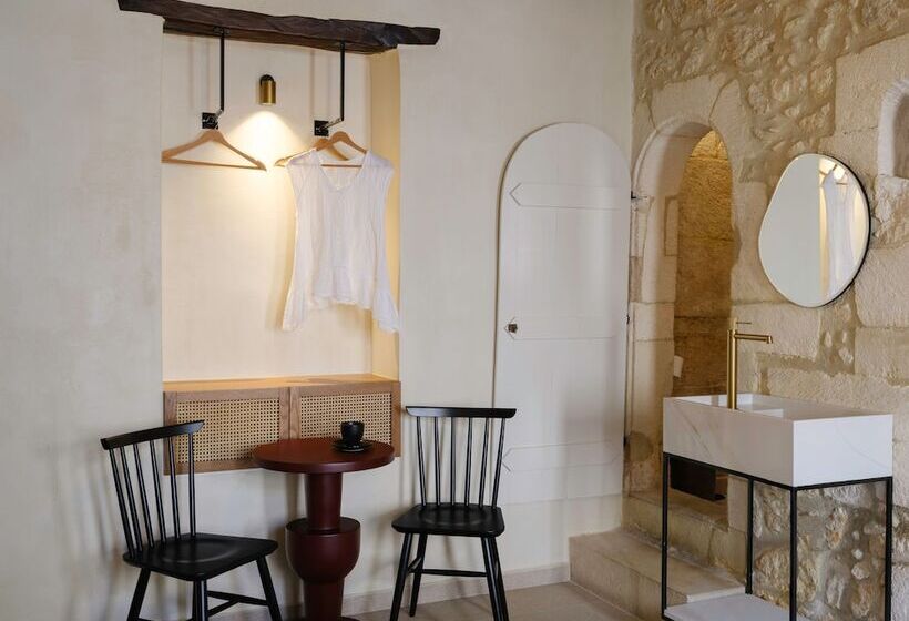 스탠다드 스튜디오, Casa Dei Delfini