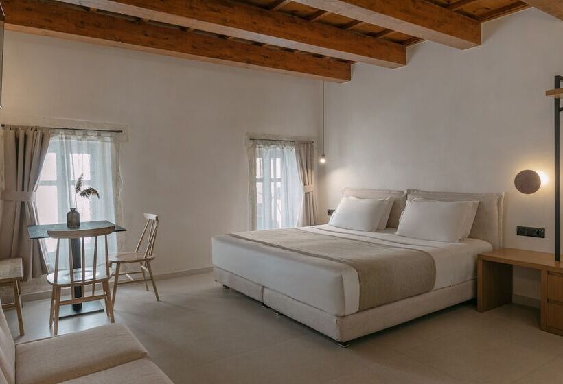 סטודיו סופריור, Casa Dei Delfini