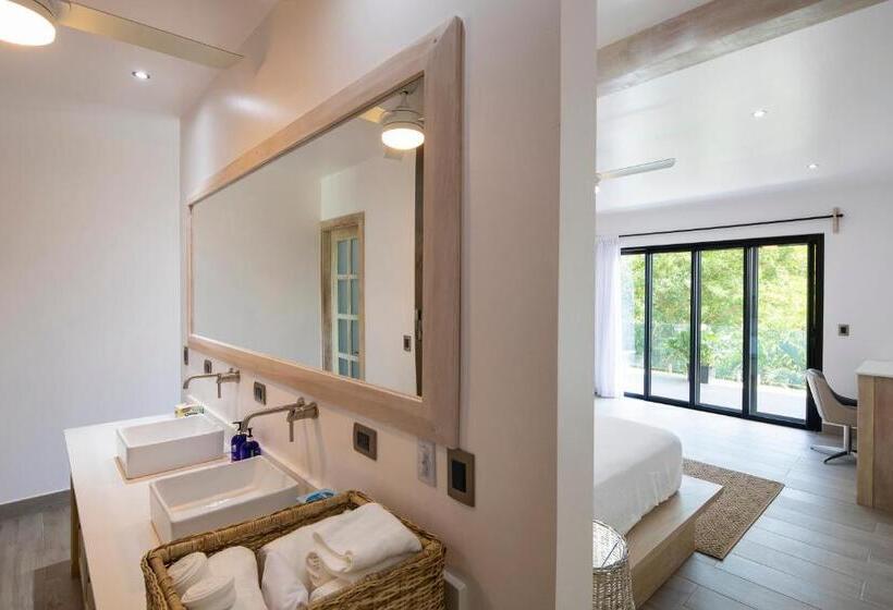 스탠다드 룸 킹사이즈 침대, Bodhi Tree Yoga Resort