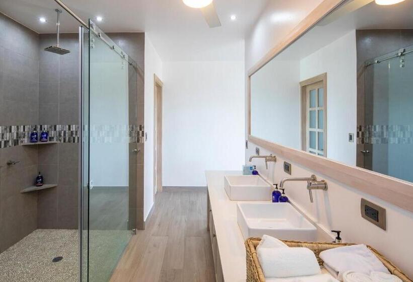 스탠다드 룸 킹사이즈 침대, Bodhi Tree Yoga Resort