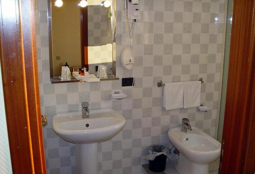 חדר אקונומי, Corsaro Etna Hotel&spa