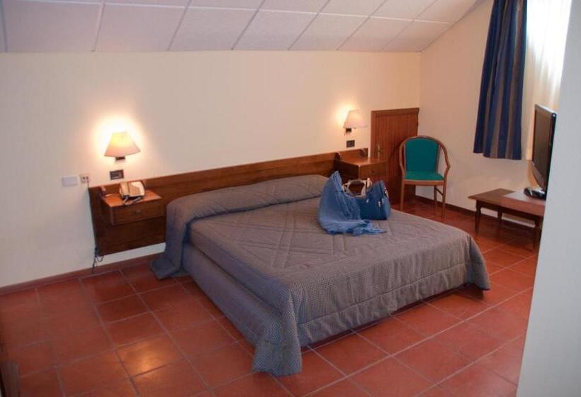 חדר אקונומי, Corsaro Etna Hotel&spa