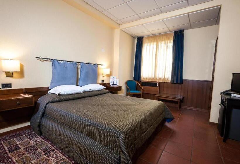 חדר אקונומי, Corsaro Etna Hotel&spa