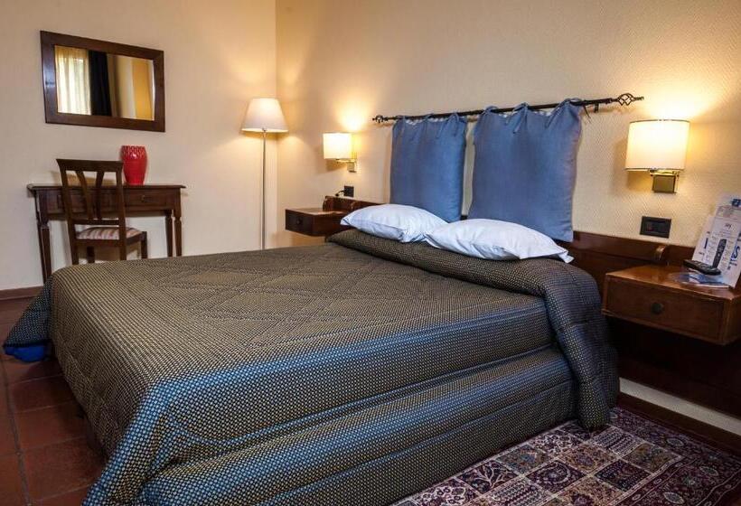 חדר אקונומי, Corsaro Etna Hotel&spa