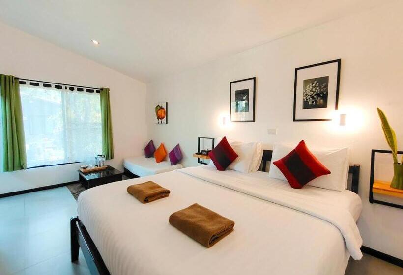 Номер Стандарт Вид на Сад, Family House @ Pai