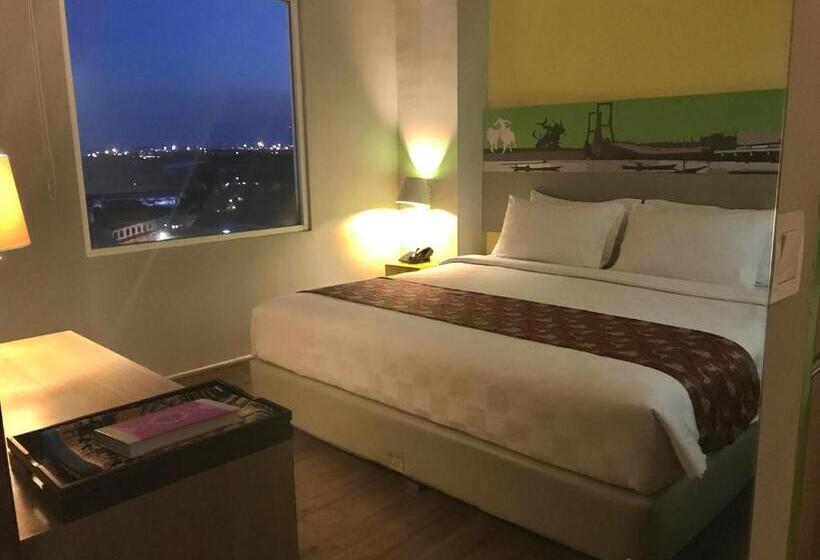 Chambre Deluxe, Khas Surabaya