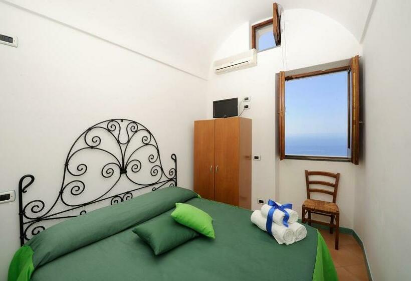 Номер Economy, La Casa Del Melograno