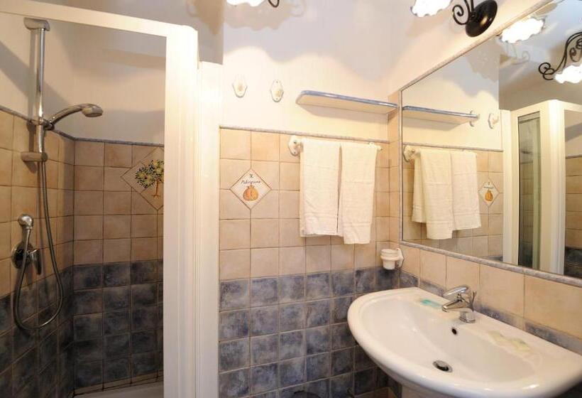 Номер Economy, La Casa Del Melograno