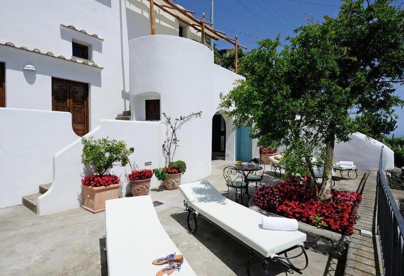 Triple Room Sea View, La Casa Del Melograno