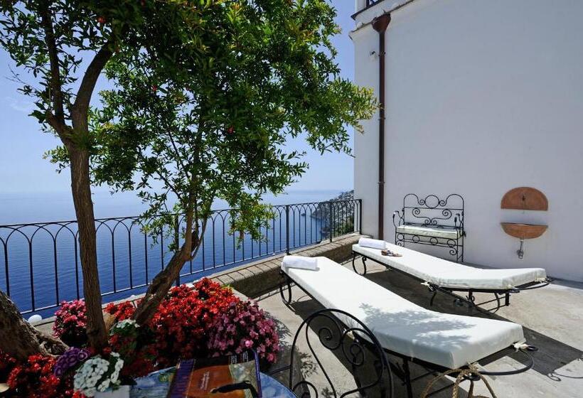 Triple Room Sea View, La Casa Del Melograno