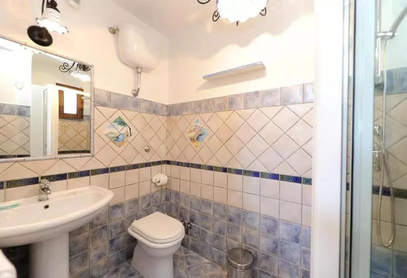 景色の見えるスタンダード４人部屋, La Casa Del Melograno