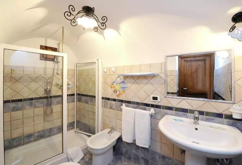 景色の見えるスタンダード４人部屋, La Casa Del Melograno