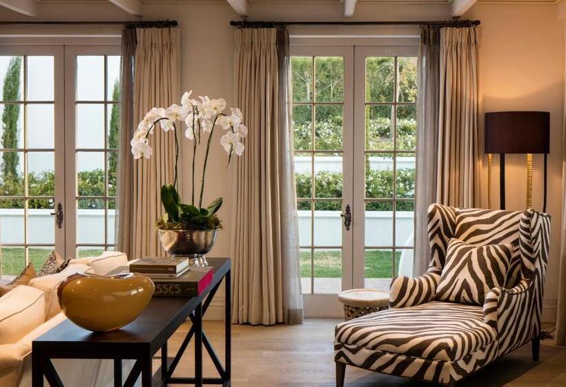 سوییت اجرایی, Leeu Estates