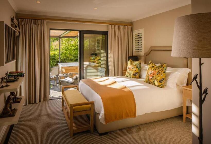 کلبه ییلاقی, Leeu Estates