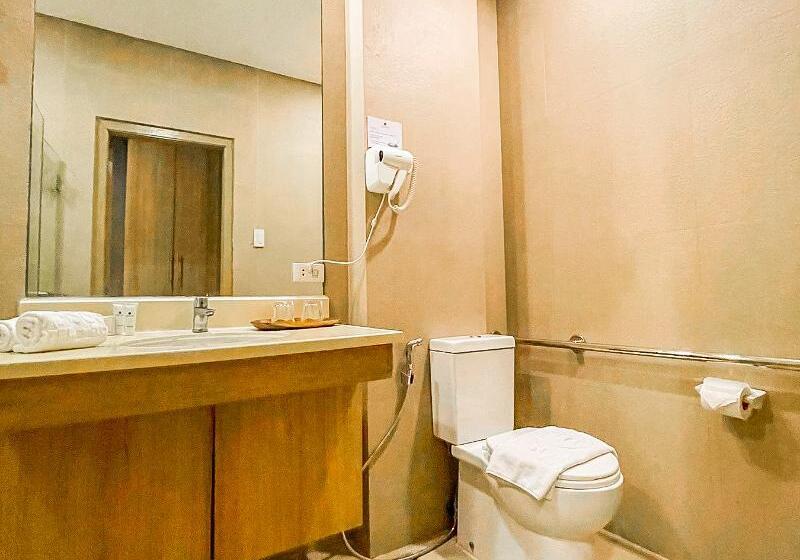 Номер Superior, Madison 101 Hotel + Tower