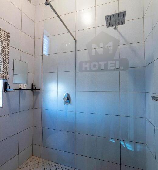 اتاق استاندارد, N1 Hotel Samora Machel Harare
