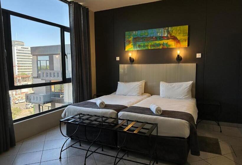اتاق استاندارد, N1 Hotel Samora Machel Harare