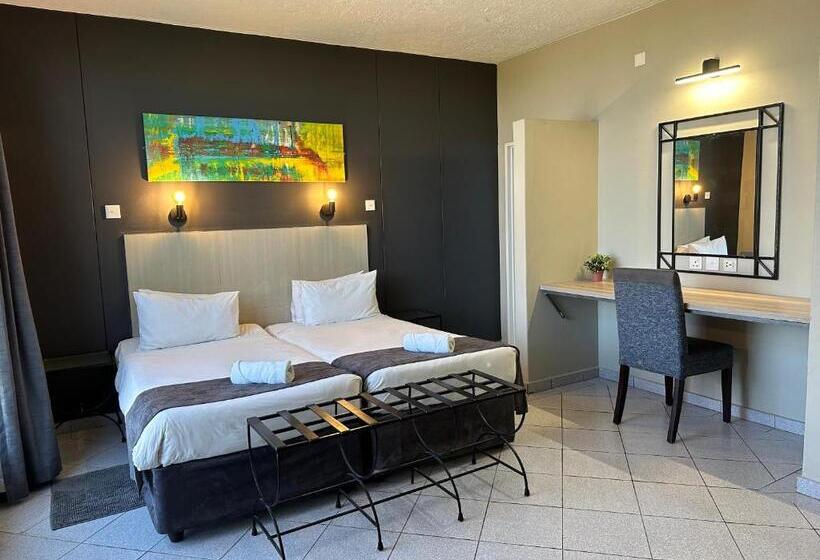 اتاق استاندارد, N1 Hotel Samora Machel Harare