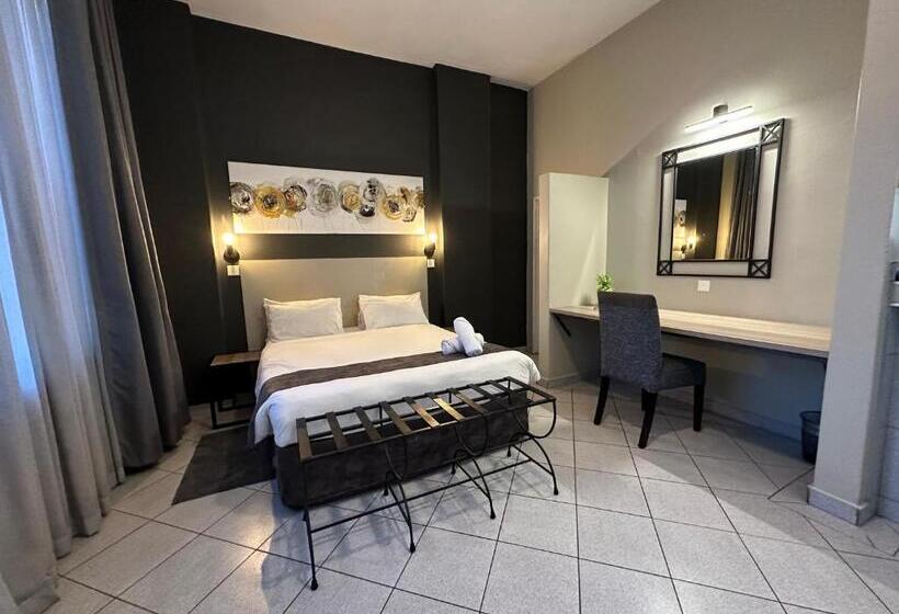 اتاق سوپریور, N1 Hotel Samora Machel Harare