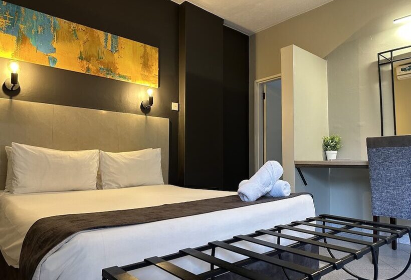 اتاق لوکس, N1 Hotel Samora Machel Harare