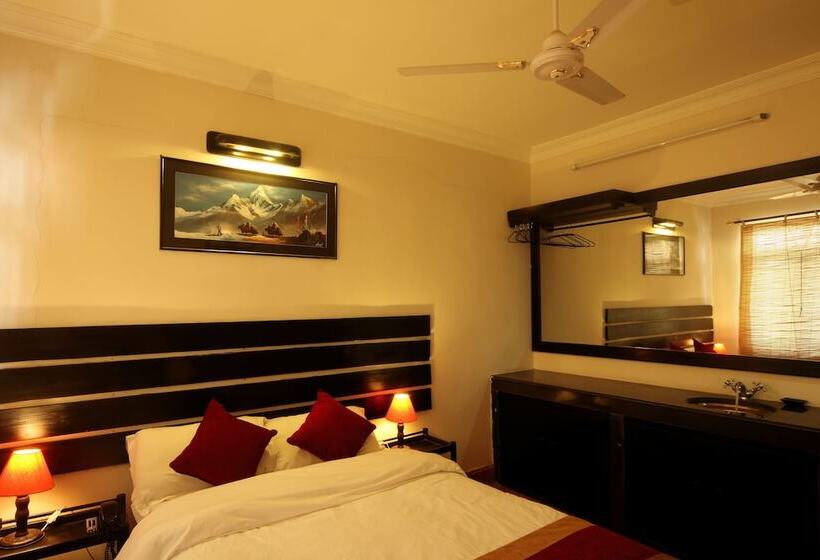 اتاق لوکس یک تخته, Thorong Peak