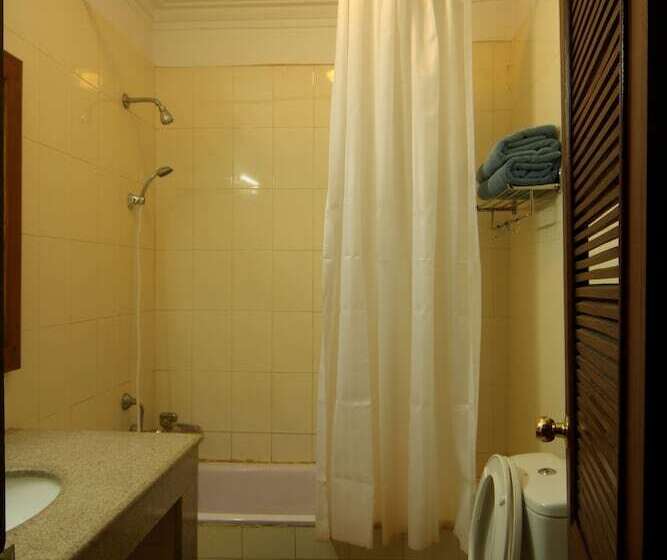 اتاق لوکس, Thorong Peak