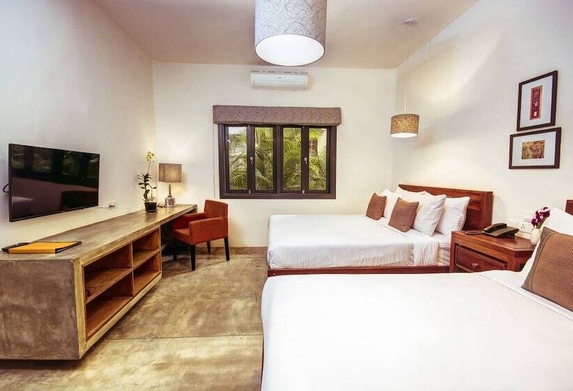 اتاق لوکس خانوادگی, Santa Clara Boutique