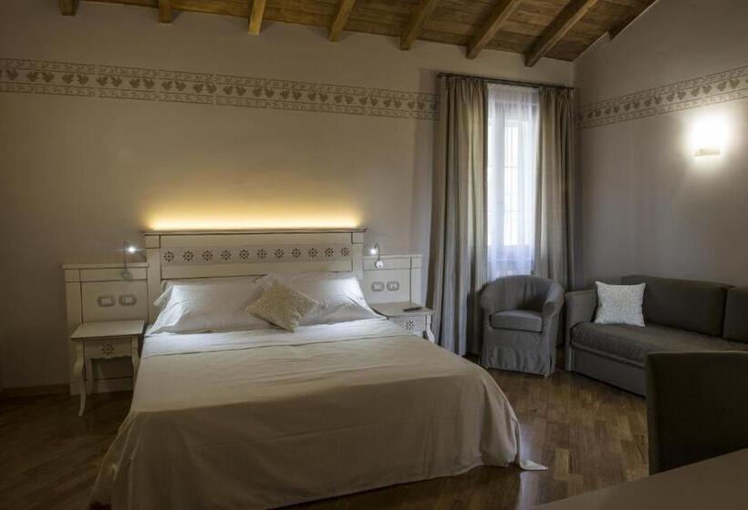 اتاق لوکس, Sesmones