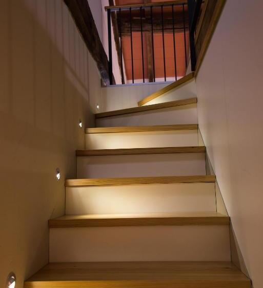 آپارتمان 1 خوابه, Sesmones